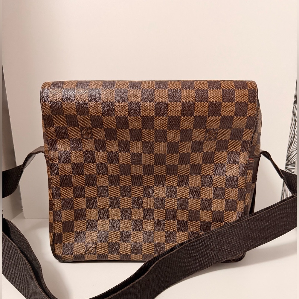 Authentic Louis Vuitton Damier Ebene Naviglio Messenger Bag ✨